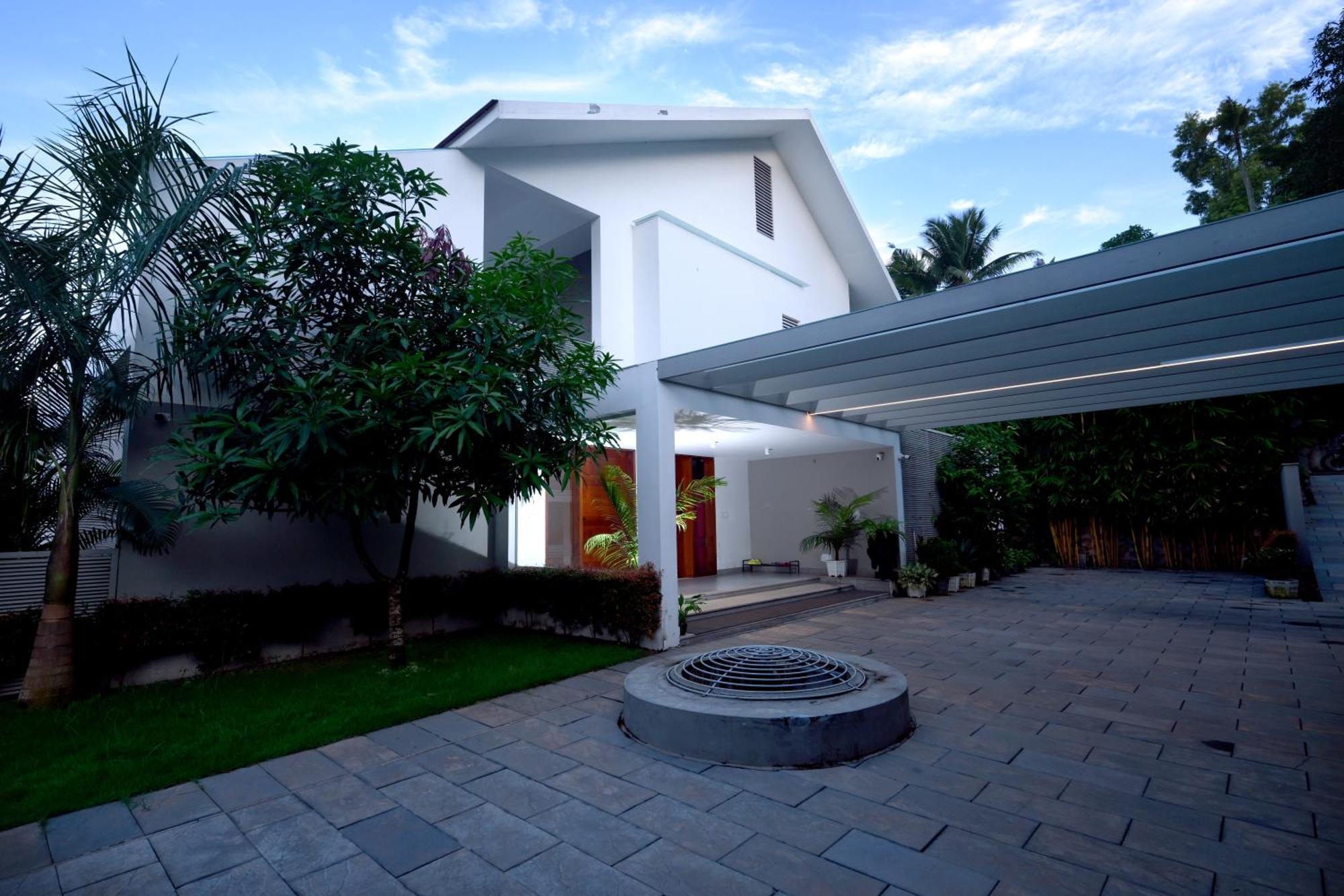 The Meadows Bed and Breakfast Varkala Εξωτερικό φωτογραφία